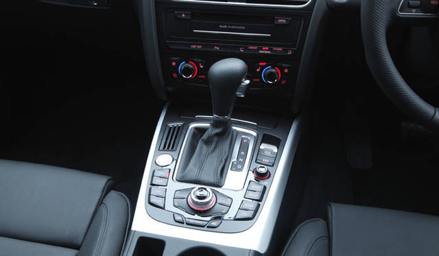 <em>Audi A5 SPORTSBACK｜アウディＡ５スポーツバック</em>