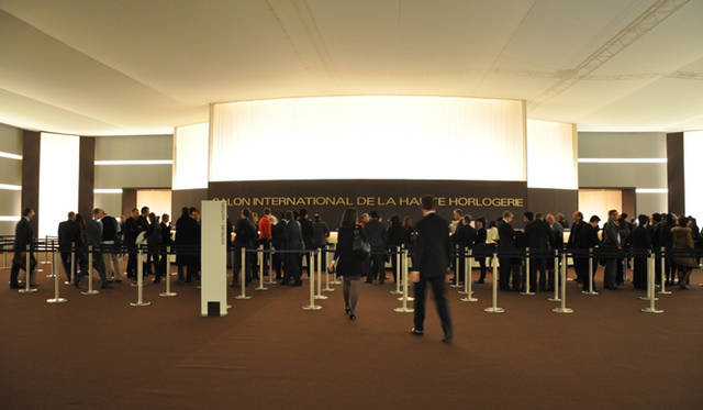 ジュネーヴサロンの会場入り口。