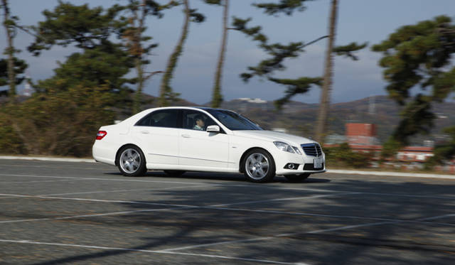 Mercedes-Benz E250CGI Blue Efficiency｜メルセデス・ベンツ E250CGI ブルーエフィシエンシー  