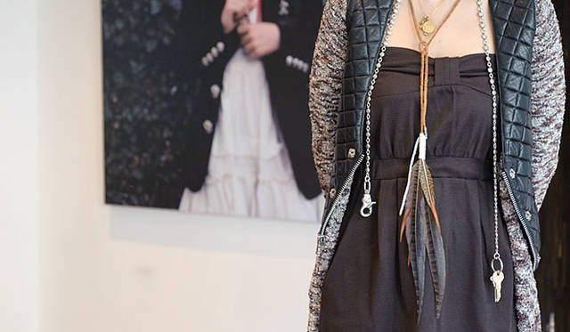 <b>CHROME HEARTS｜クロムハーツ</b>　羽根のアクセサリー 3万2250円