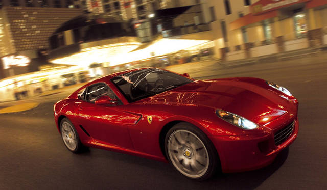 （写真はノーマルの599GTB ）