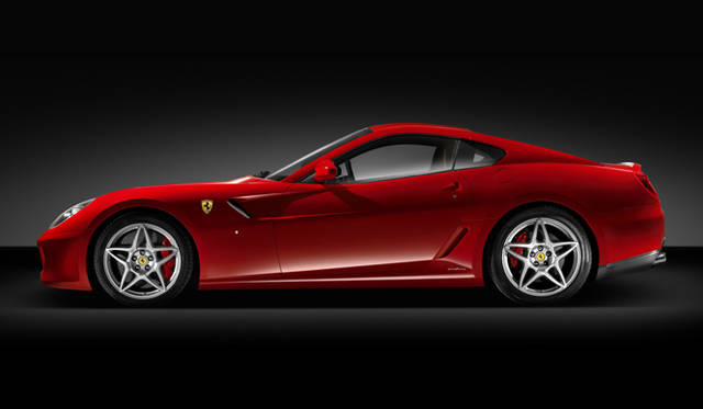 （写真はノーマルの599GTB ）