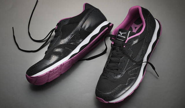 MIZUNO│ランニングシューズ 「MIZUNO STARSTREAM5」