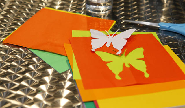 BMW Studio ONE｜まるで本物のチョウチョのよう