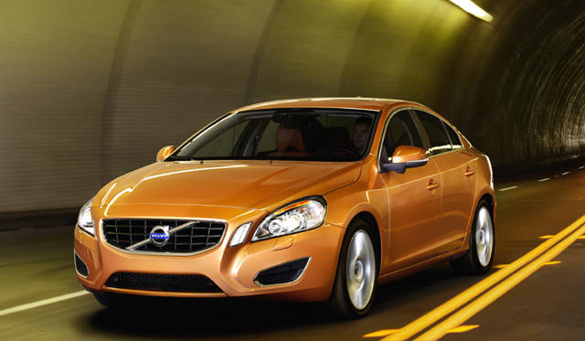 <b>VOLVO S60｜ボルボ S60</b>
