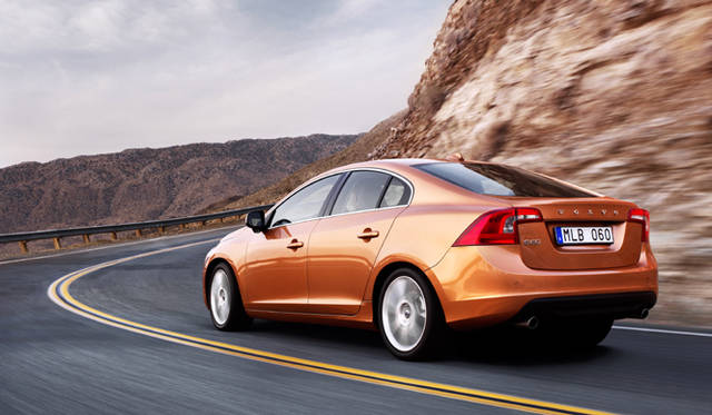 <b>VOLVO S60｜ボルボ S60</b>