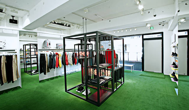 ナイキ｜スペシャルプロジェクト 「NSW STORE by HEAD PORTER PLUS」