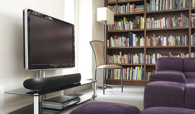 リビング・モティーフ｜「Bowers＆Wilkins」 のサラウンドシステム 「Panorama」