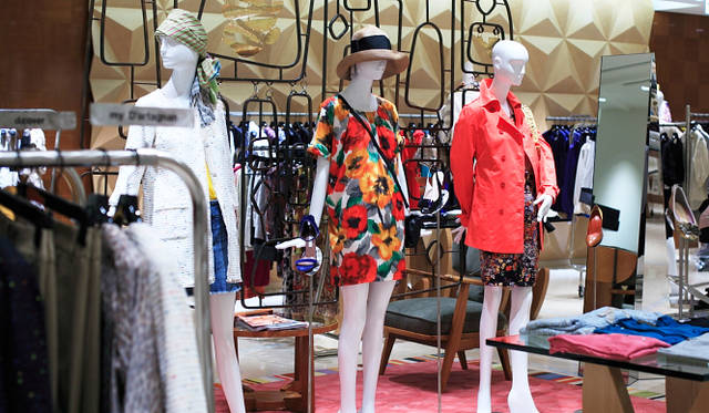 バーニーズ　ニューヨーク｜バーニーズ　ニューヨーク神戸店 2階