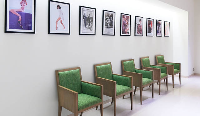 バーニーズ　ニューヨーク｜バーニーズ　ニューヨーク神戸店 地下2階エレベーター前