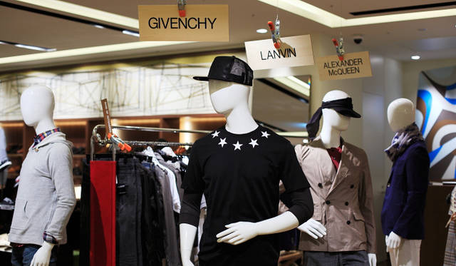 バーニーズ　ニューヨーク｜バーニーズ　ニューヨーク神戸店 地下1階