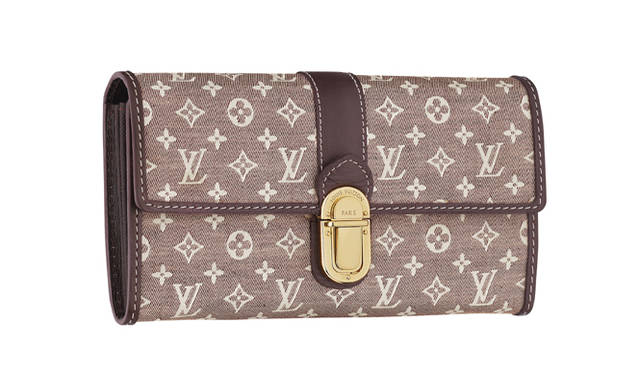 ルイ・ヴィトン｜LOUIS VUITTON｜「モノグラム・イディール ライン」 ポルトフォイユ・サラ 　 8万2950円<br/>　©LOUIS VUITTON/JEAN MARC CEDILE