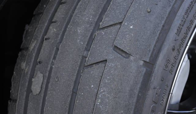 　ほとんどが右コーナーで構成されているため、終了時には左前タイヤの摩耗が激しかった。