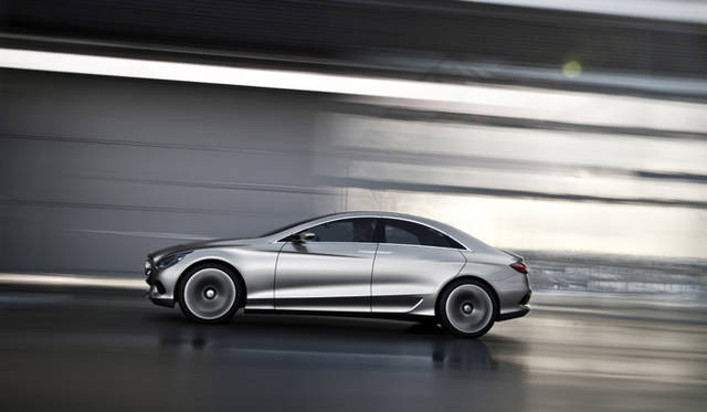 <b>Mercedes-Benz F800 Style｜メルセデス・ベンツ F800スタイル</b>