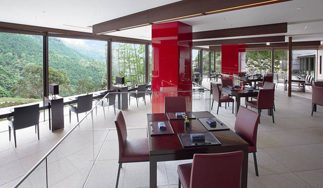 リゾートトラスト｜エクシブ箱根離宮｜日本料理レストラン「箱根華暦」