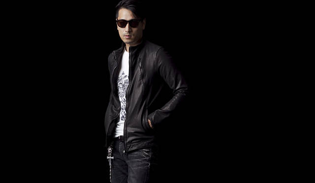 ESTNATION│エストネーション｜櫻井賢之が着る「Lat 40.8」<br>ライダースジャケット 7万9800円（ラムレザー / BLACK,GRAY / SIZE:46,48,50）