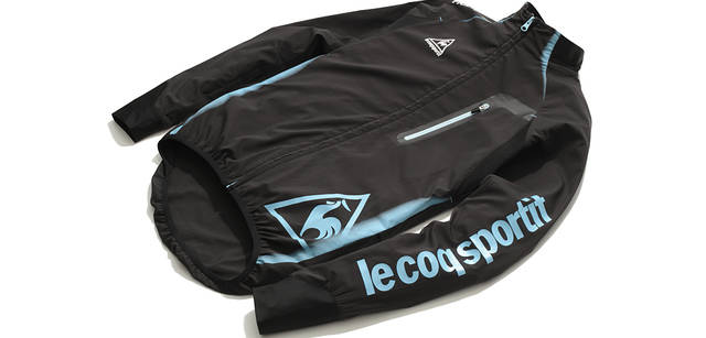 <br />ウィンドジャケット 1万4700円