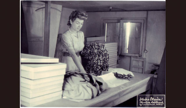 Madame Grès｜マダム グレ　アトリエで働く職人。