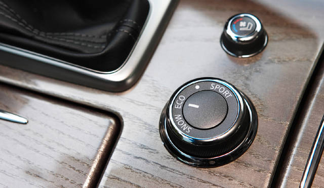 日産フーガ｜NISSAN FUGA