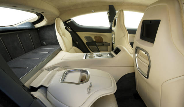 ASTON MARTIN  RAPIDE｜アストン マーティン・ラピード 