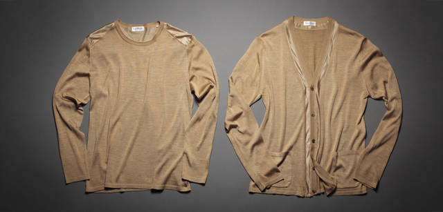 <br />シルクの肌触りの良さとゴールドの光沢感でラグジュアリーに仕上げた。１枚で着ても、アンサンブルで着ても良し。カーディガン3万9900円、ニット3万6750円（ランバン コレクション／ジョイックスコーポレーション）