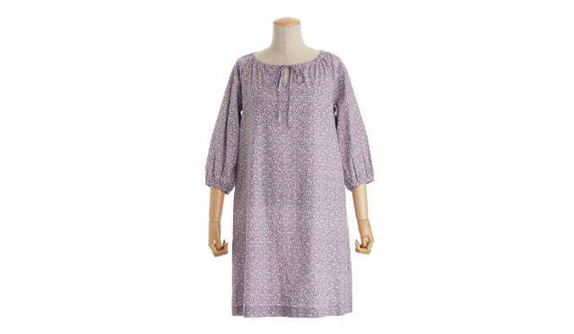 　シャツドレス 1万8900円（ビームス ジャパン3F Tel. 03-5368-7300）