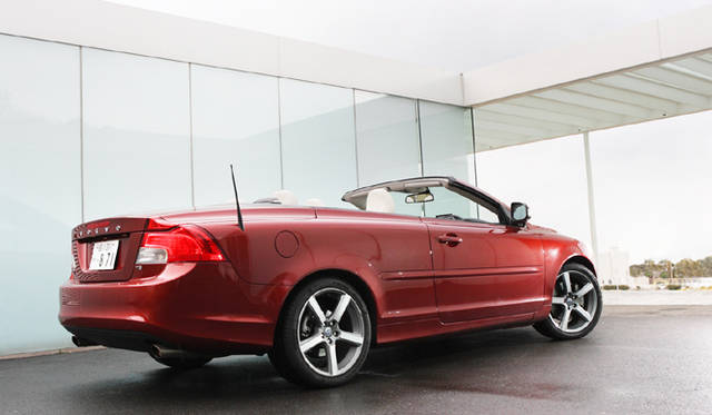 <b>VOLVO C70 T5 GT｜しなやかな力強さを秘めたカブリオレ</b>