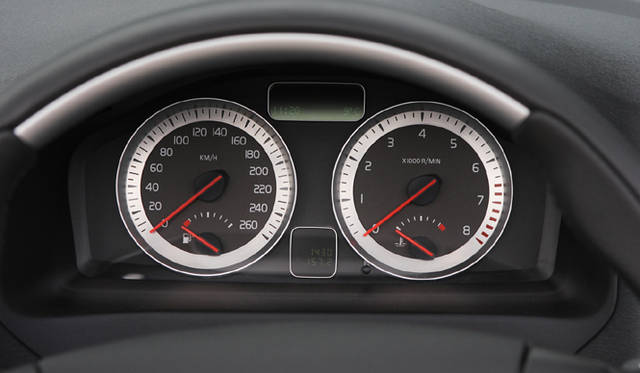 <b>VOLVO C70 T5 GT｜しなやかな力強さを秘めたカブリオレ</b>