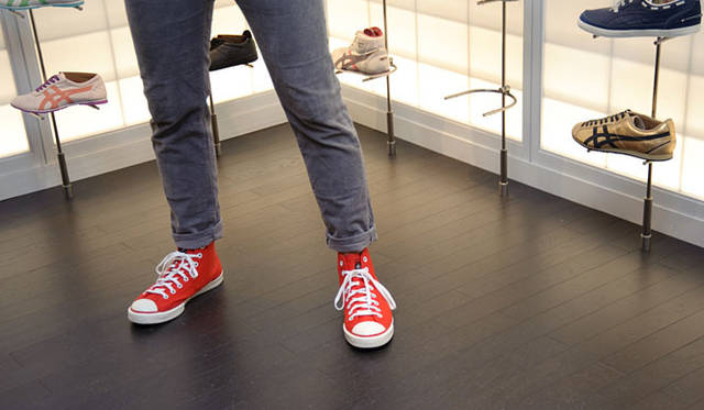 <strong>オニツカタイガー｜スペースシャワーTV</strong>　BACK TO HOME supported by Onitsuka Tiger｜2010年4月オンエア<br />サイトウ “JxJx” ジュン（YOUR SONG IS GOOD）