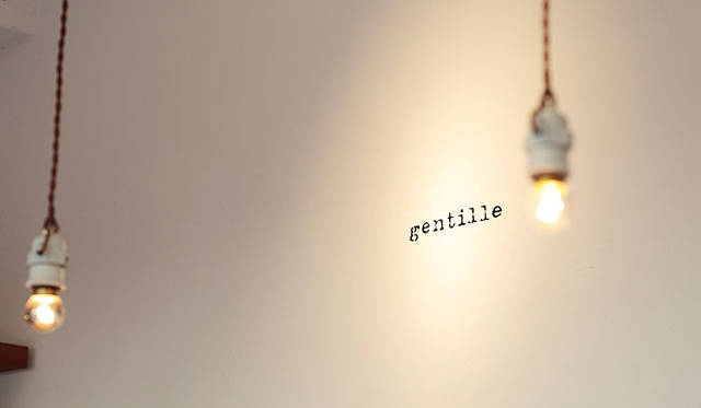gentille｜ジャンティーユ｜照明のひとつひとつにも、やさしい雰囲気が感じられる