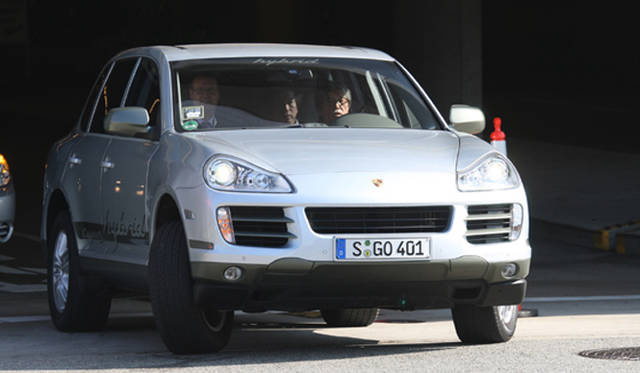 PORSCHE Cayenne S Hybrid & Cayenne Diesel｜カイエン S ハイブリッド 