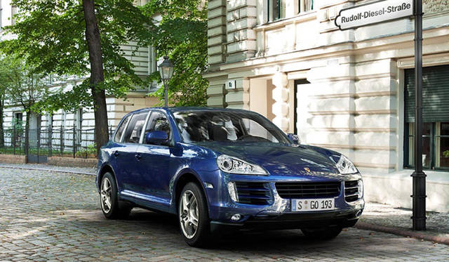 PORSCHE Cayenne S Hybrid & Cayenne Diesel｜カイエン・ディーゼル