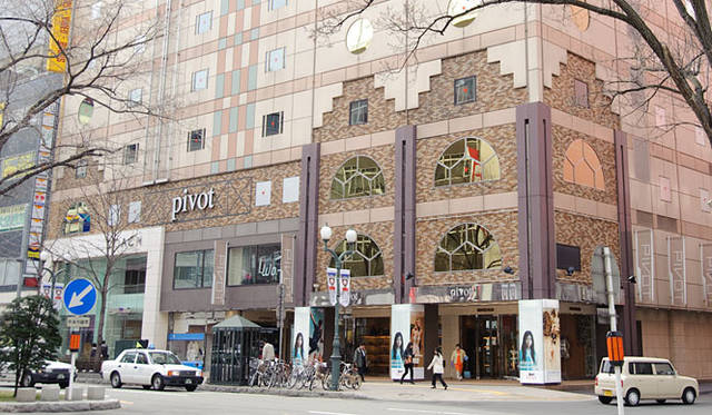 <b>オニツカタイガー｜スペースシャワーTV</b>　BACK TO HOME supported by Onitsuka Tiger｜2010年5月オンエア　地下1階にオニツカタイガー札幌があるファッションビル「ピヴォ」