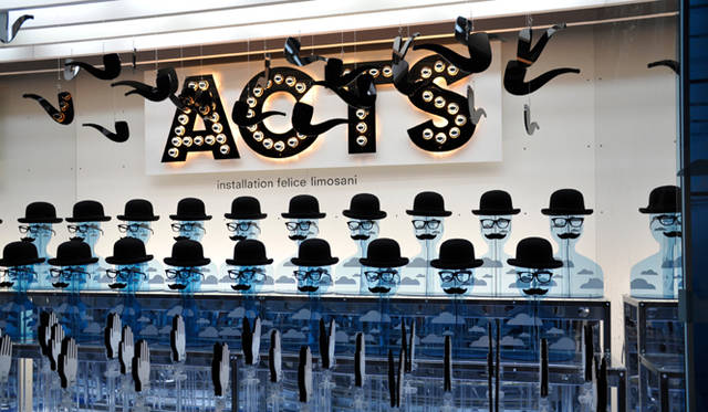 Salone Internazional del Mobile 2010｜アートディレクター フェリス・リモザーニによるユニークなインスタレーション