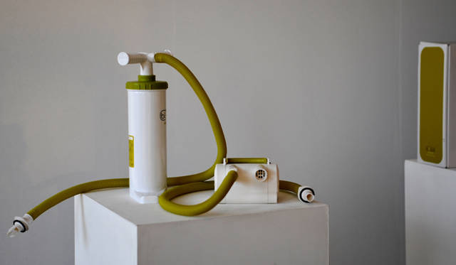 Salone Internazional del Mobile 2010｜BLOFIELD｜専用のポンプ