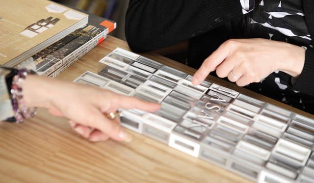 Divine of Creation　伊藤嶺花×乾久美子｜さまざまなパネルが集合する 『Tasaki Ginza Fragship Store』 の模型