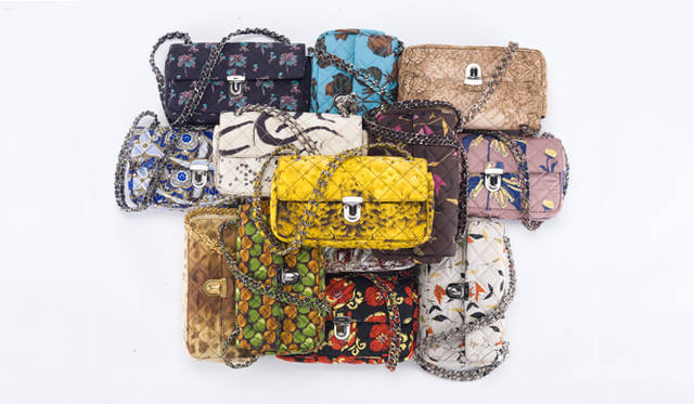 <b>PRADA｜プラダ</b>　バッグ　すべて14万4900円（プラダ／プラダ ジャパンカスタマーリレーションズ）