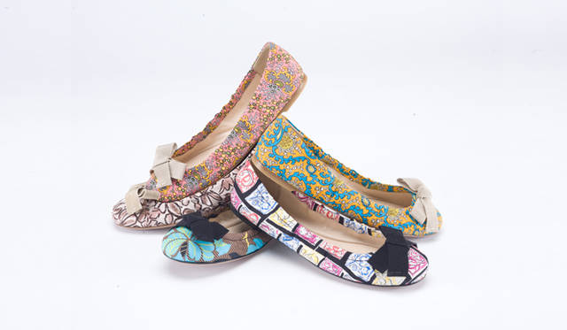 <b>PRADA｜プラダ</b>　シューズ　すべて4万2000円（プラダ／プラダ ジャパンカスタマーリレーションズ）