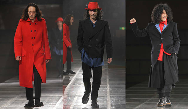 <strong>YOHJI YAMAMOTO｜ヨウジヤマモト　19年ぶりに東京でコレクションショーを開催<br />左からドラマー ジョニー吉長、ベーシスト 鮫島秀樹、ミュージシャン 佐藤タイジ</strong>