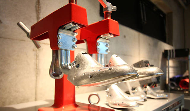 <b>adidas｜アディダス</b>　サッカーショップ加茂・原宿店地下1階 「adidasフロア」