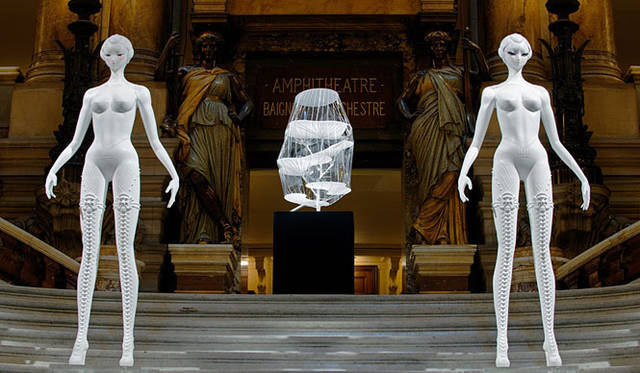 <b>「Eve 菱沼良樹＋天野喜孝」展｜「Eve in l’Opéra, Paris」</b>　© Patrick Rimond