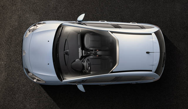 <b>CITROEN C3｜シトロエン C3</b>