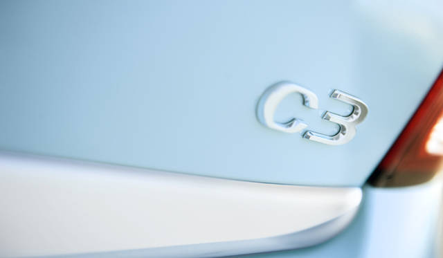 <b>CITROEN C3｜シトロエン C3</b>