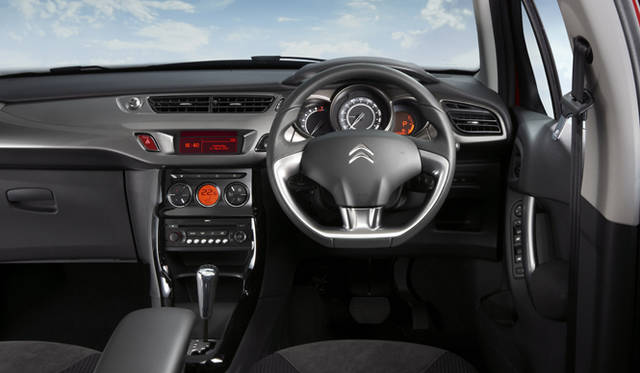 <b>CITROEN C3｜シトロエン C3</b>