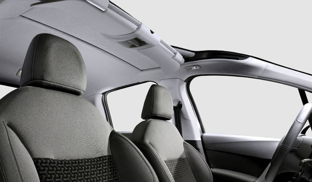 <b>CITROEN C3｜シトロエン C3</b>