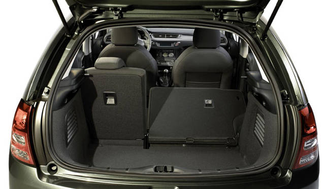 <b>CITROEN C3｜シトロエン C3</b>