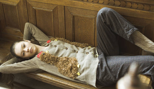 <strong>MUVEIL｜ミュベール　2010-11年秋冬ウィメンズコレクション</strong>