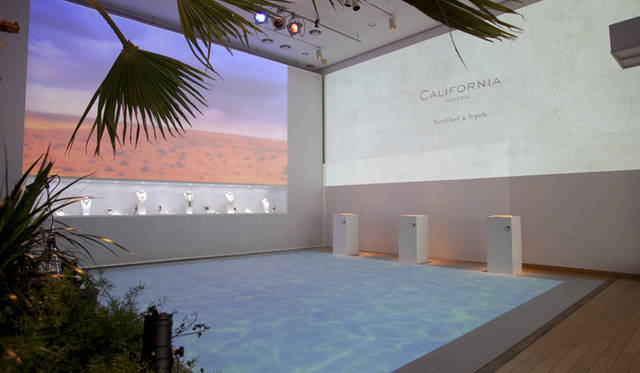 会場内はカリフォルニアをイメージしたディスプレイが施された。