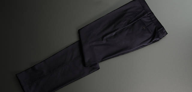 <b>dunhill｜ダンヒル</b><br />トラウザーズ（スーツ価格で） 19万9500円