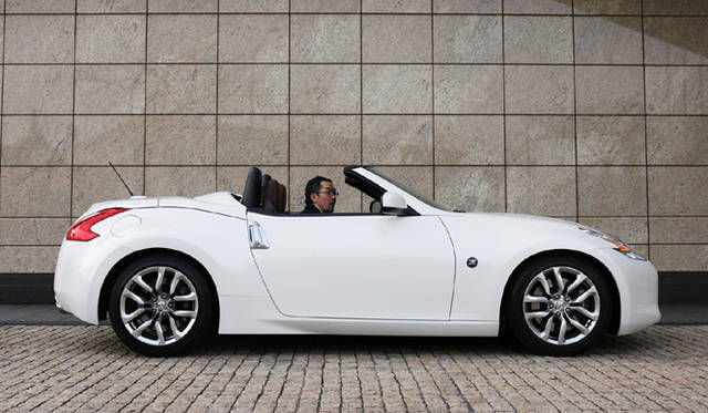 <b>NISSAN FAIRLADY Z ROADSTER｜日産フェアレディZロードスター</b>